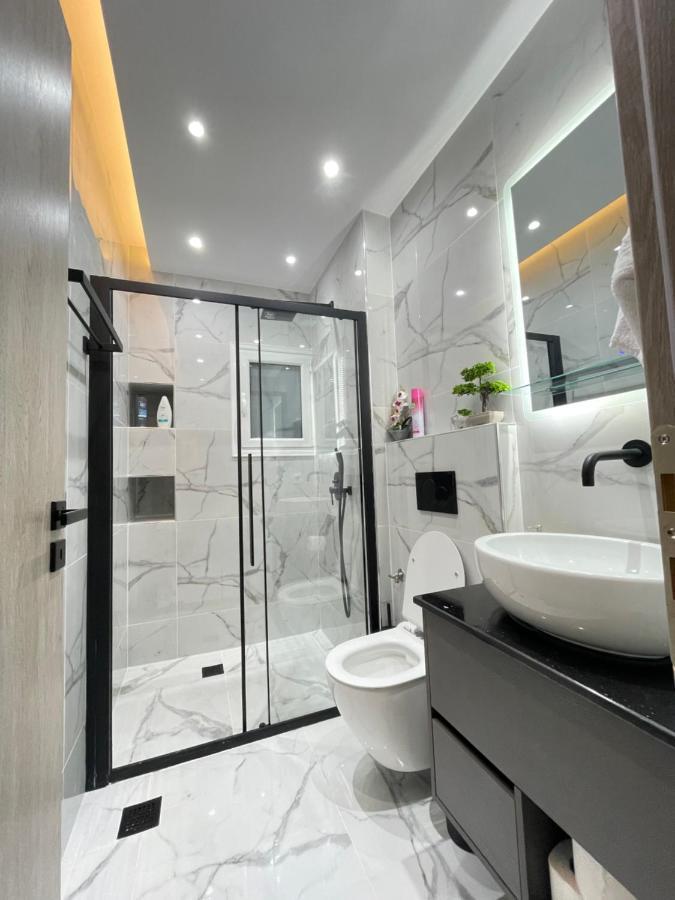 Apollo 2 Bd Jacuzzi Suite Atina Dış mekan fotoğraf